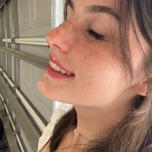 Meet your Posher, Eve